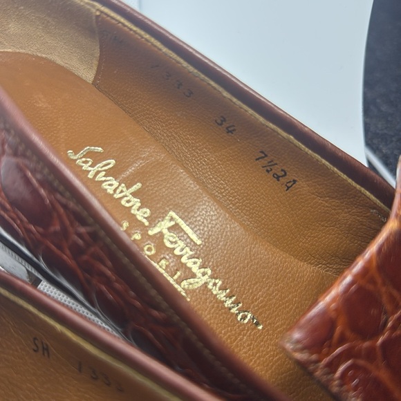 Salvatore Ferragamo Loafers - Picture 4 of 8
